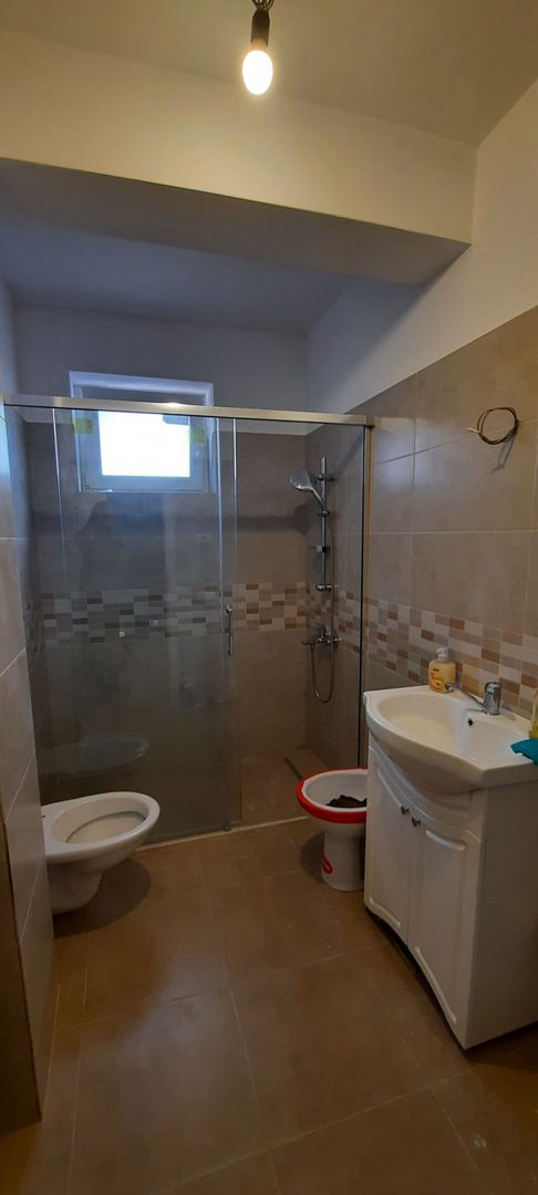 Apartament cu 6 camere si 4 locuri de parcare - Kaufland - Poză 8