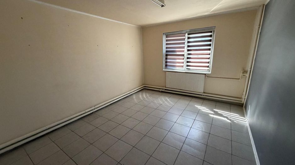 21 mp | Bulevardul Muncii | APARTAMENT/BIROU/COMERCIAL - Poză 2