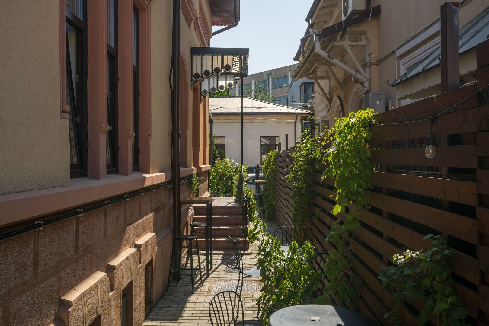 Vindem Afacerea ! Mini Hotel + Cafenea/ Restaurant ! Parcul Carol ! - Poză 8