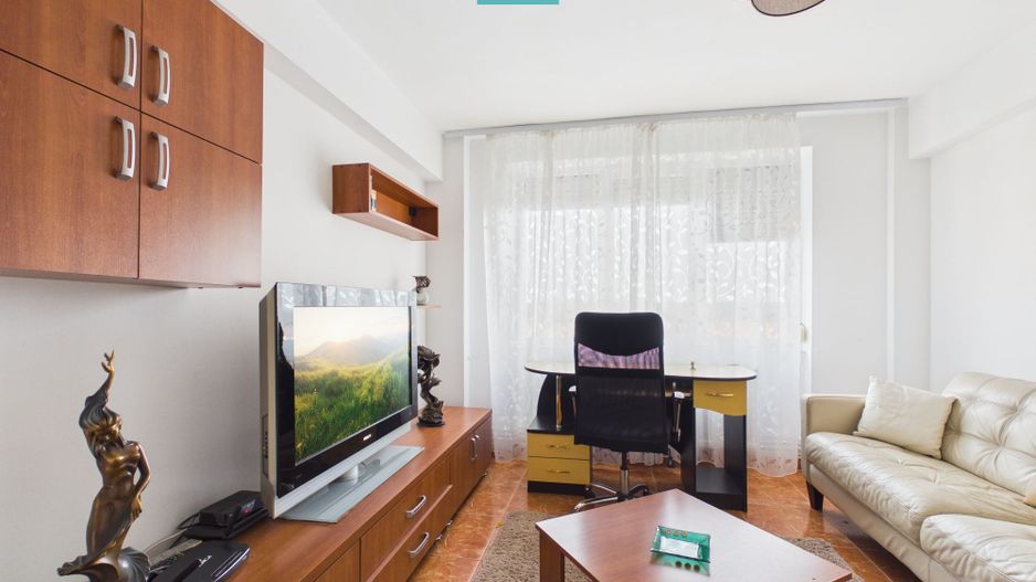 Apartament boem și spațios 90mp - Blv. Revoluției - Poză 2