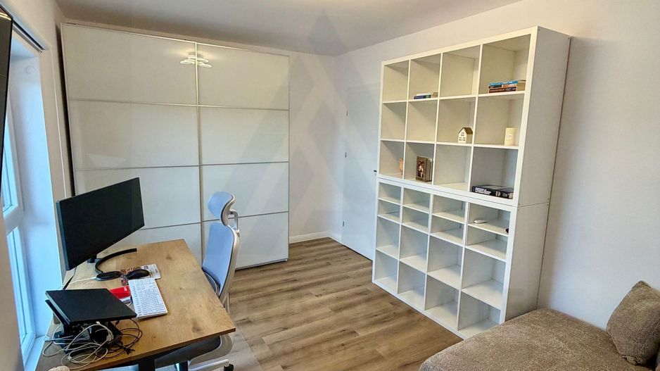 Apartament premium 4 camere 3 dormitoare 2 bai 116 mp in Kogalniceanu - Poză 4