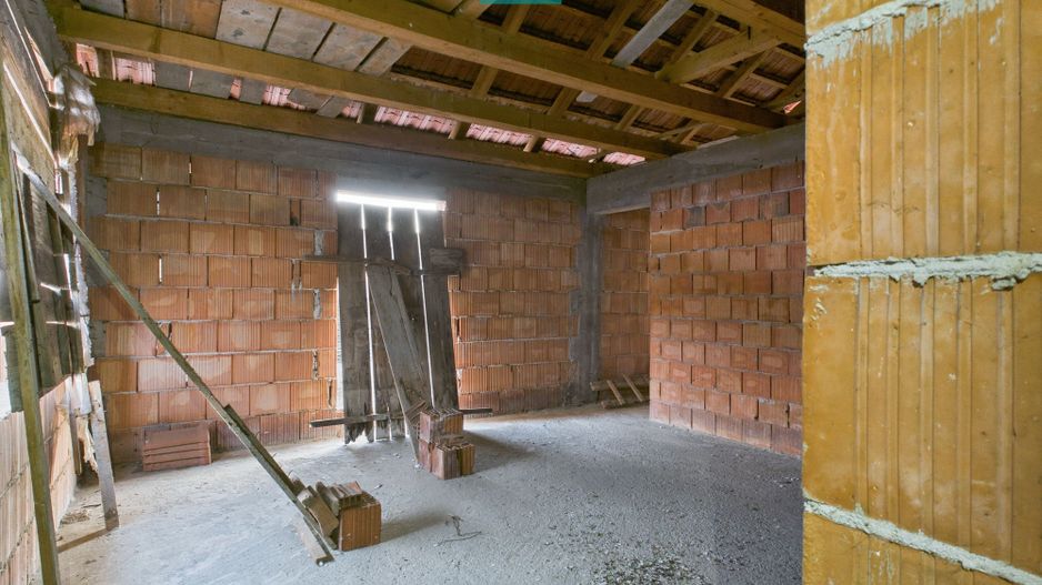 Proprietate impresionantă între Curtici și Macea - Poză 22