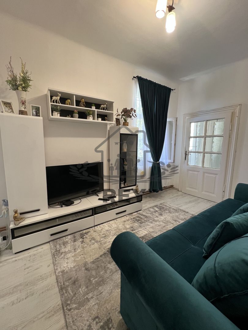 Apartament 2 camere Ultracentral etaj 1,Str. Tribunei - Poză 1