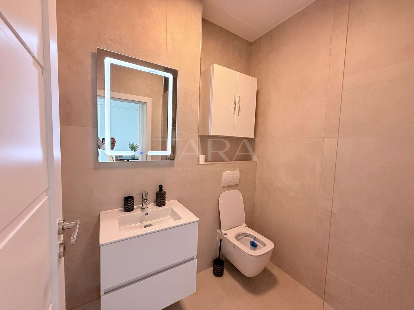 Apartament modern, terasă de 11 mp, bloc nou, zona Cetății, Florești. - Poză 6
