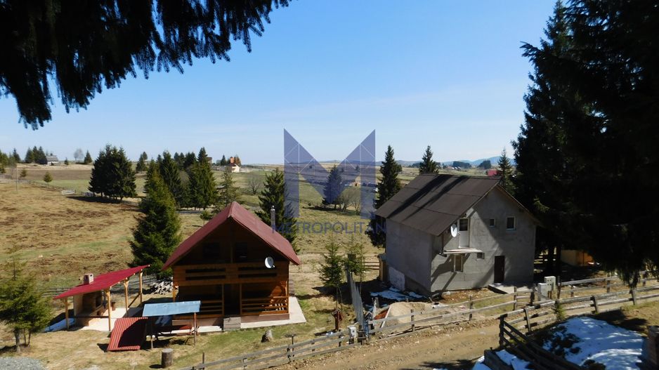 Casă de vacanta de vanzare, in Marisel, langa Cabana Motilor - Poză 14