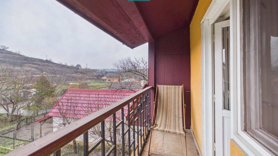 Vilă stil montan, 270 mp, teren 3000 mp - Poză 36