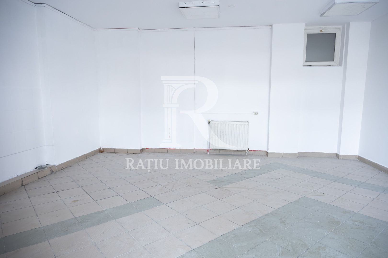 Spațiu Comercial | Bulevardul Decebal | Parter | 80 mp utili | Oradea - Poză 2