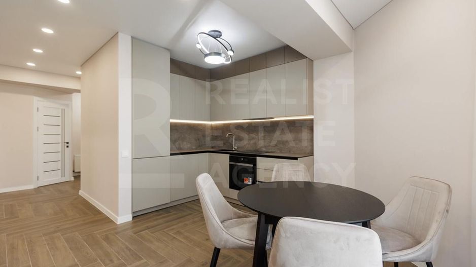 Vânzare, apartament, 4 camere, strada Ivan Zaikin, Centru - Poză 3