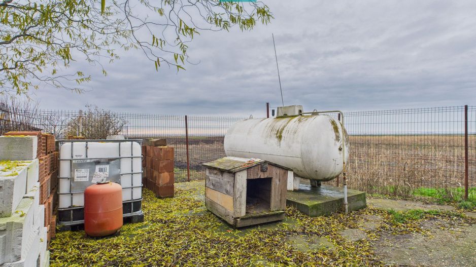Casă individuală spațioasă, la 10 km de Timișoara - Poză 42