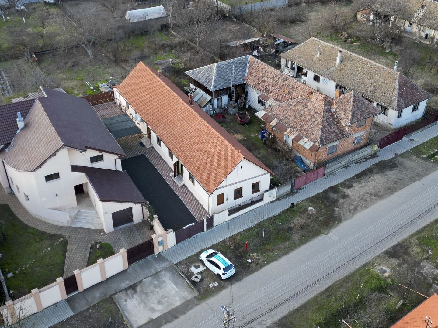 Casă cu 5 camere în Vladimirescu - Poză 27