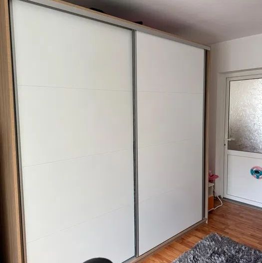 Zona Fartec, apartament mobilat si utilat, vedere pe două părți - Poză 6