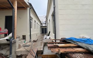 IMOBIL MIXT | ROSETTI | 500 MP | RENOVAT | 2 CORPURI + SUBSOL + CURTI INTERIOARE - Poză 8