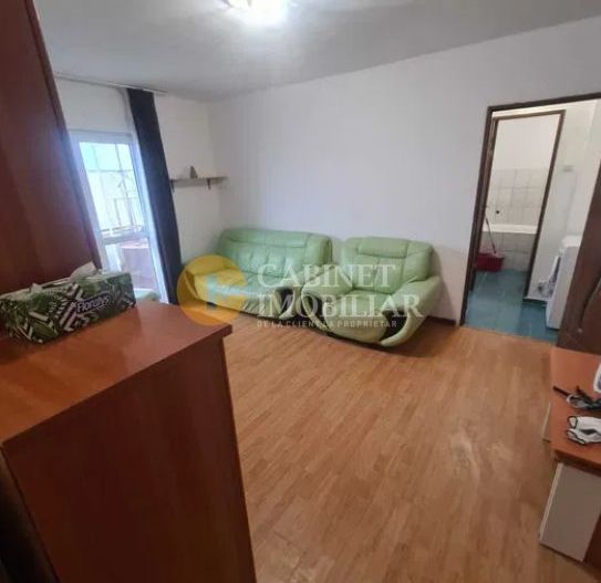 Tatarasi-Metalurgie - 2 camere - 1978 - 42mp - Poză 4