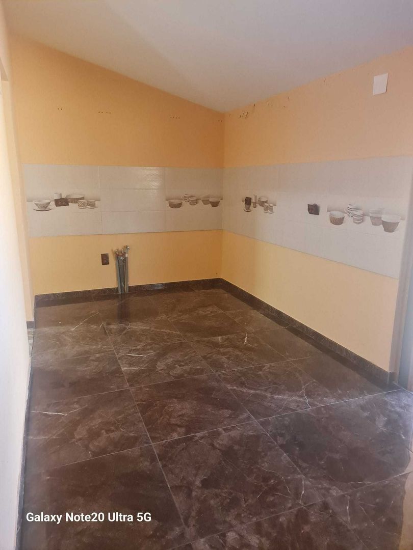 BRASADAS vinde casă 4 cam 3.15 ari zona L Blaga. - Poză 4