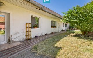 Casă cu 4 camere și teren de 1450 mp în Aradul Nou - Poză 19