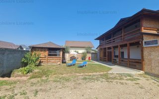 Proprietate in Cristian cu trei constructii+o fundatie,450000euro - Poză 3