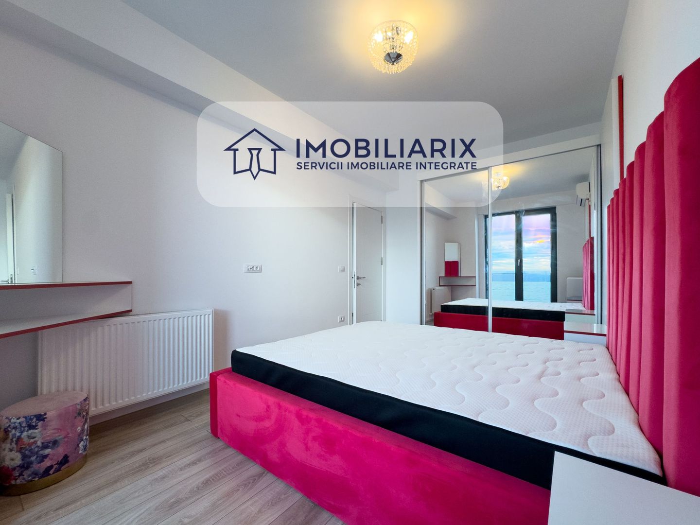 Vedere panoramică la lac – apartament premium Solid Mamaia Cazino - Poză 8