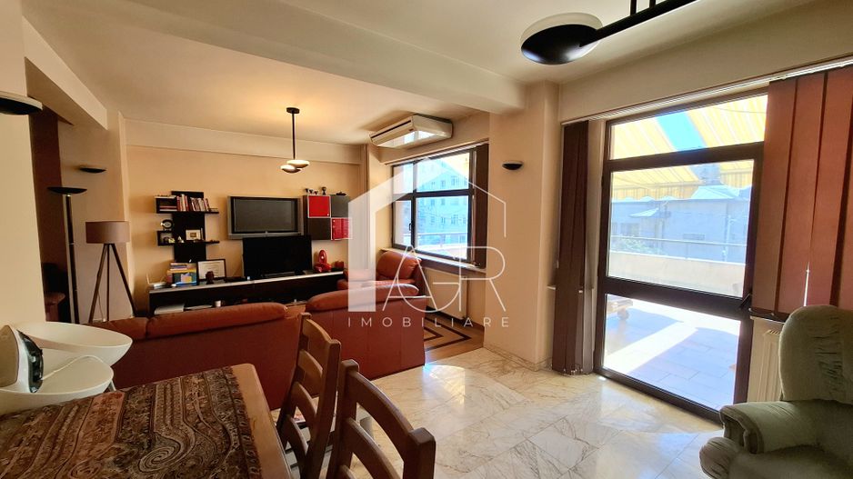 Apartament cu 4 camere, decomandat, zona Democratiei - Poză 3