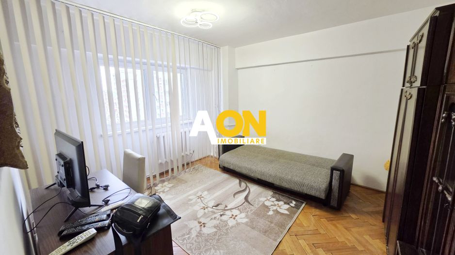 Garsoniera decomandata, 28 mp utili, zona Parc Cetate - Poză 1