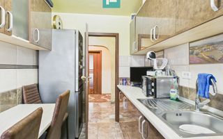 Apartament spațios cu 4 camere în Vlaicu - Poză 5