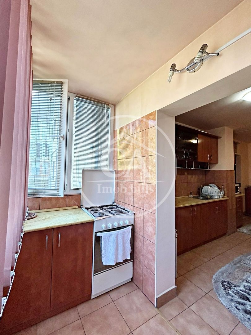 Apartament cu 3 camere de închiriat în zona Rogerius, Oradea - Poză 8