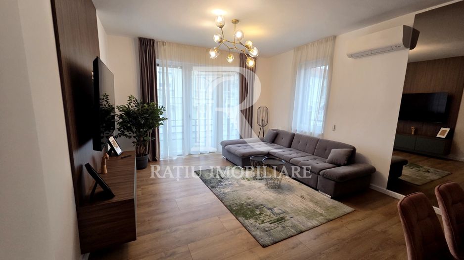 Apartament cu 3 camere | Etaj 1 | Ultracentral |  Oradea - Poză 2