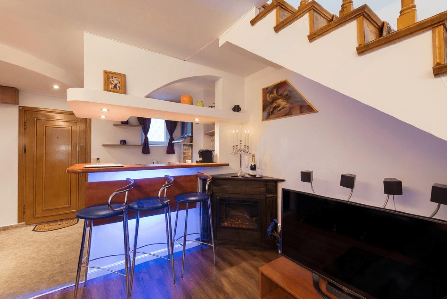 APARTAMENT DUPLEX SALA PALATULUI - Poză 1