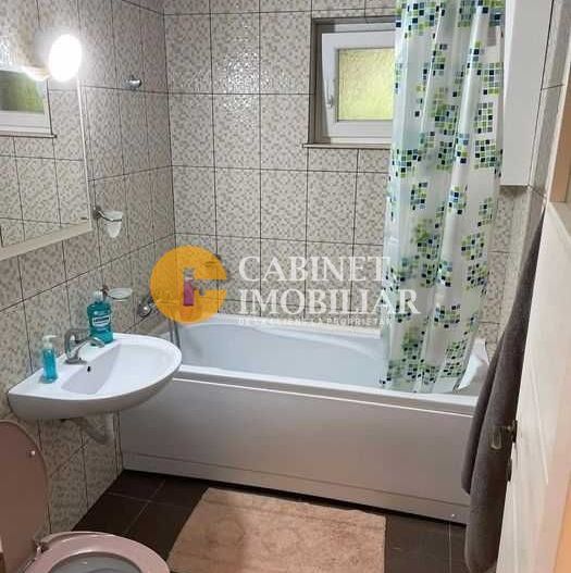 Vinzare apartament 2 camere Arcu Iasi - Poză 6