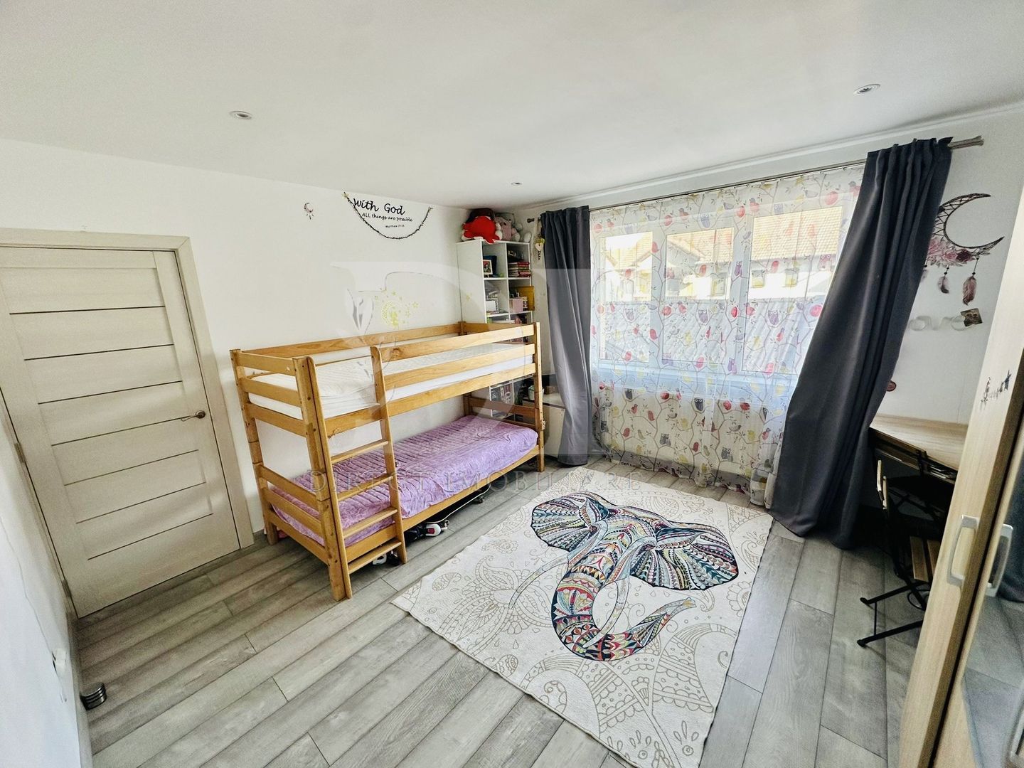 Apartament cu 3 camere - zona str.Ioan Rus - Poză 4