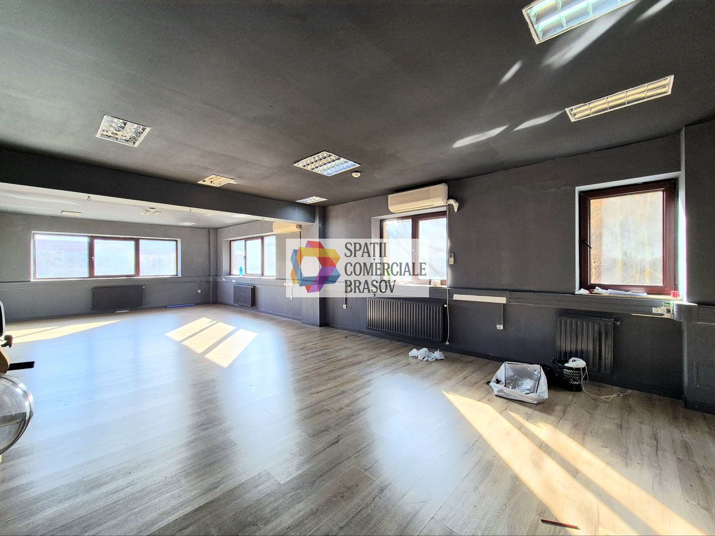 Spatiu birouri de închiriat Brasov - 60 mp # spatii-comerciale-brasov.ro - Poză 1