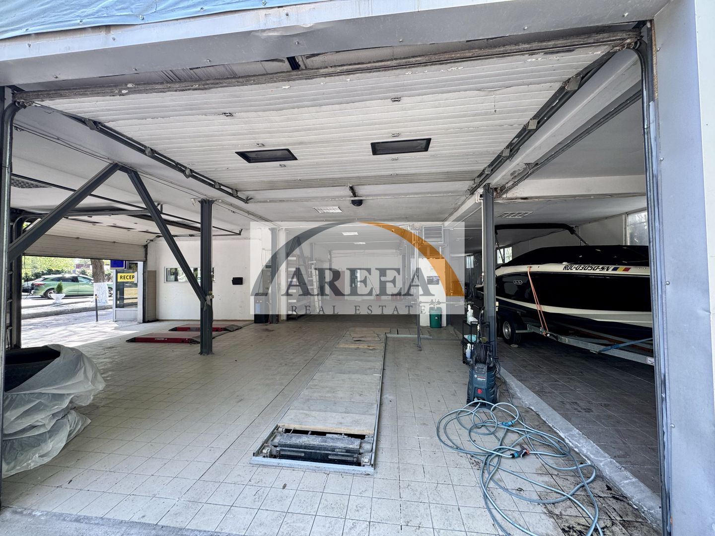 OPORTUNITATE BUSINESS - de inchiriat showroom si hale - Sos Giurgiului - Poză 14