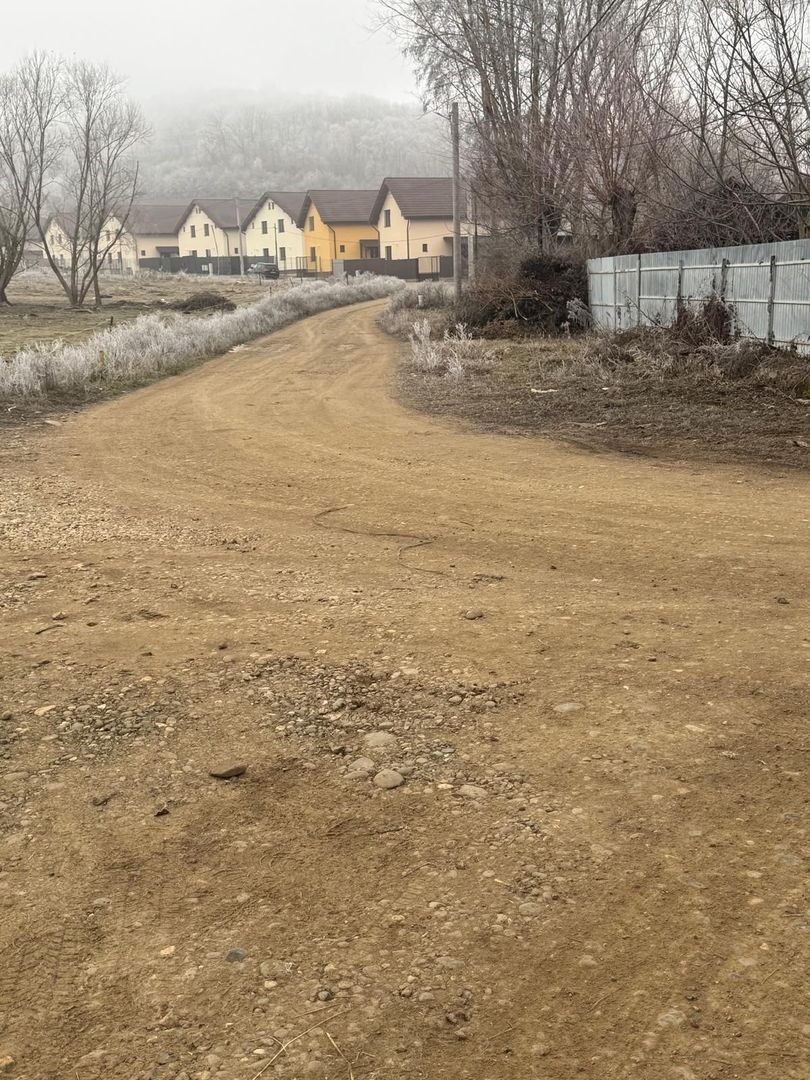 Teren de vânzare în zona Sâncraiu de Mureș - Poză 2