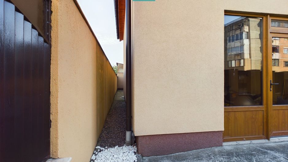 Vilă cu teren generos în Pârneava - Poză 11