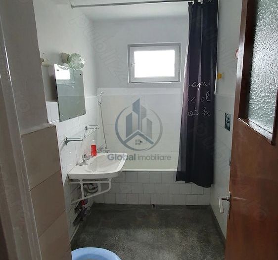 Particular închiriez garsonieră zona Dristor - Poză 3
