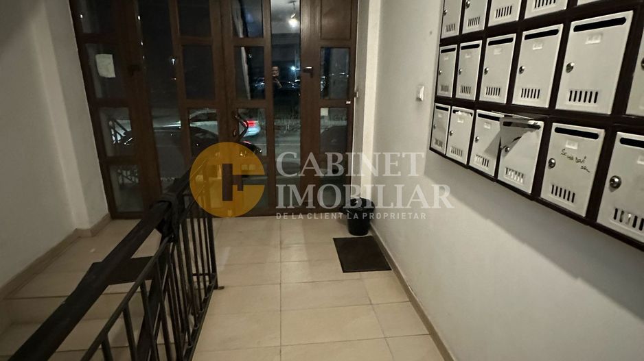 Cug - Selgros - 2 Camere Decomandat - Bloc 2015 - Poză 8