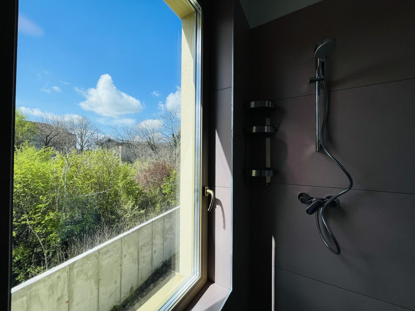 INCHIRIATA - Prima inchiriere, Segmentul Lux | Central | Panouri solare - Poză 53