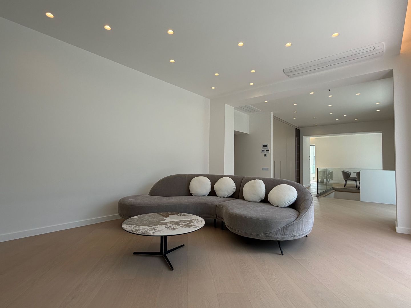 Penthouse Duplex Spectaculos de Închiriat  | Aviatiei Promenada - Poză 1
