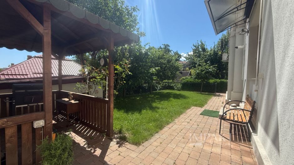 Apartament modern la vila cu gradina si teren 263mp aproape de centru - Poză 3