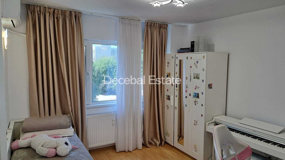 Apartament de 4 camere 82 mp etaj 4/10 2 balcoane - Poză 6