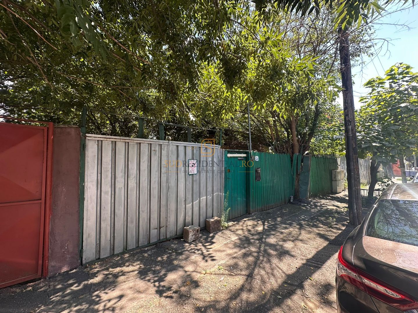 Casa si teren de vanzare in zona 1 Mai | 231 mp teren, 7 min de metrou - Poză 2