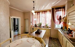 Casă de lux D+P+1, Cetate Alba Iulia, 616 mp, teren 937 mp, 2 garaje - Poză 10