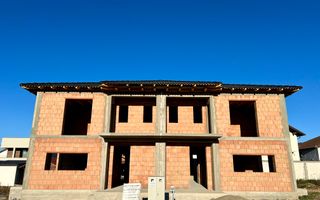 Casa tip Duplex in Selimbar-Calitate garantata-250 mp teren- 120 mpu - Poză 8