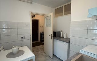 Apartament cu 3 camere decomandate- Ideal pentru studenti - Zona Tudor - Poză 8