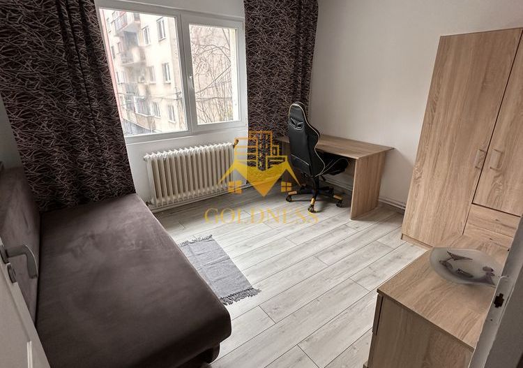 4 camere, Cartierul Manastur, Primăverii, McDonald's, Parcare - Poză 3