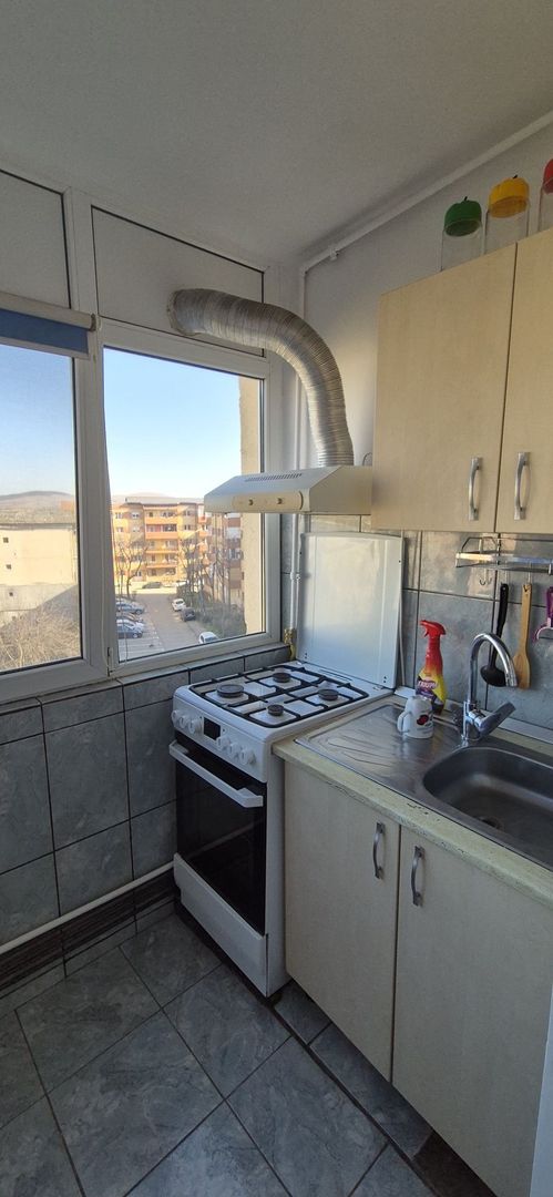 Apartament de vanzare 3 camere 46mp utili mobilat utilat boxa Ampoi 3 - Poză 5