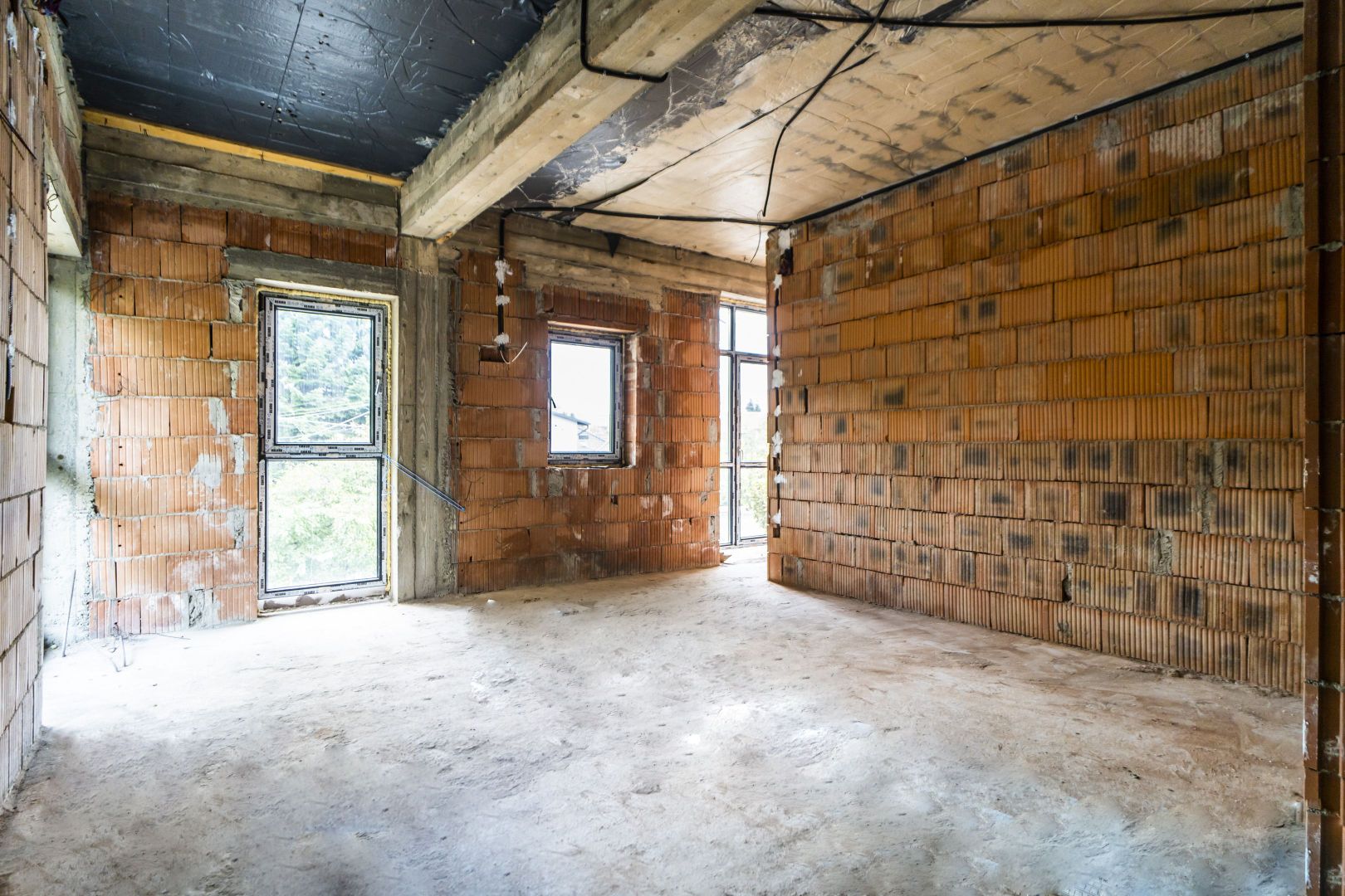 Apartament 3 cam., 2 bai, 2 balc., bloc nou, finisat la cheie, centrala termica - Poză 5