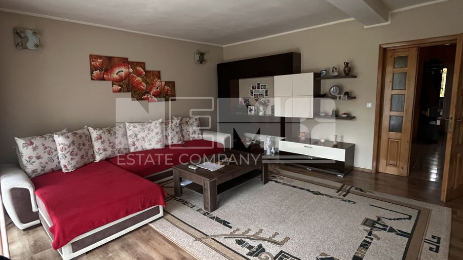 Casă/Vila + Teren 13 Ari de Vânzare |Lisaura/Suceava I 260.000Euro - Poză 2