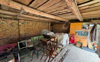 Casa individuala in Arpasu de Sus, teren mare, partial renovata - Poză 8