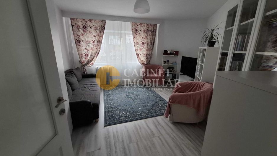 3 camere - DECOMANDAT - etaj intermediat - 75mp - Poză 1