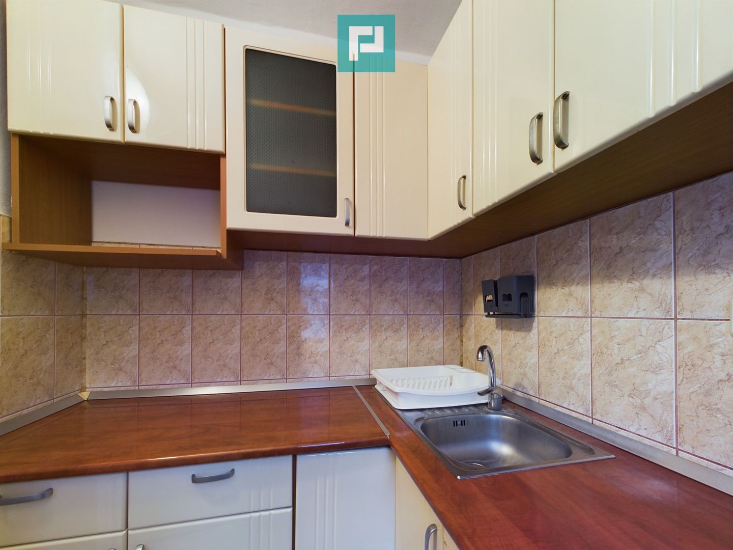 Garsonieră pe Calea 6 Vânători - Poză 4